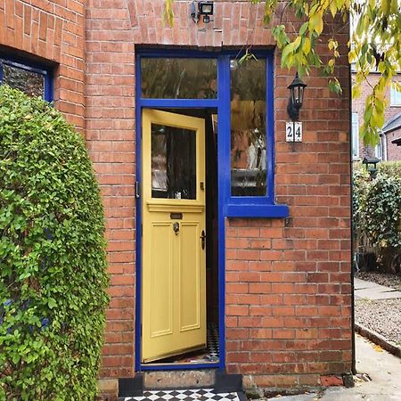 Pass The Keys Colourful, Quirky Artist-Owned 3 Bed Next To Cafes Villa Belfast Ngoại thất bức ảnh