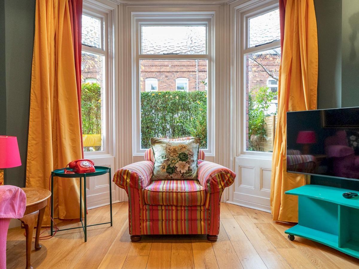Pass The Keys Colourful, Quirky Artist-Owned 3 Bed Next To Cafes Villa Belfast Ngoại thất bức ảnh