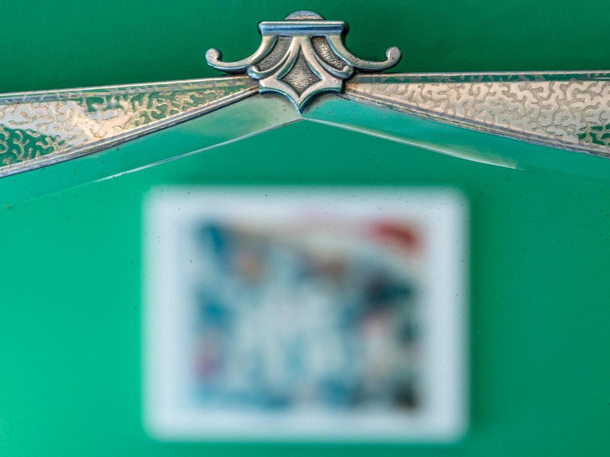 Pass The Keys Colourful, Quirky Artist-Owned 3 Bed Next To Cafes Villa Belfast Ngoại thất bức ảnh
