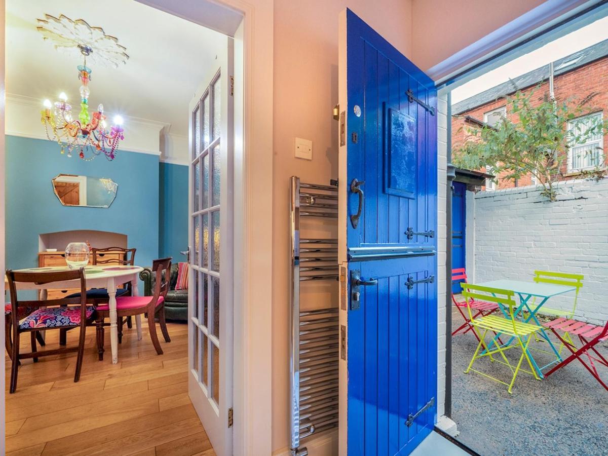 Pass The Keys Colourful, Quirky Artist-Owned 3 Bed Next To Cafes Villa Belfast Ngoại thất bức ảnh