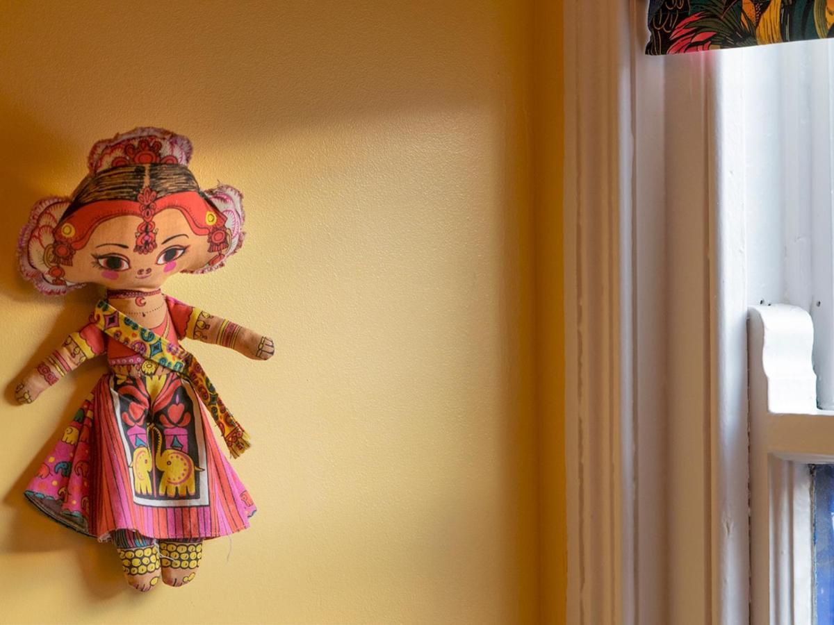 Pass The Keys Colourful, Quirky Artist-Owned 3 Bed Next To Cafes Villa Belfast Ngoại thất bức ảnh