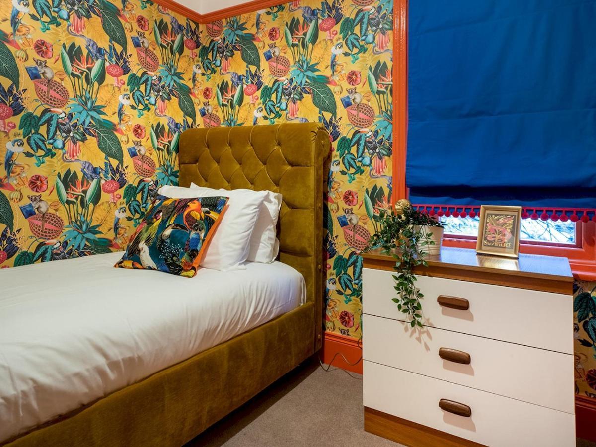 Pass The Keys Colourful, Quirky Artist-Owned 3 Bed Next To Cafes Villa Belfast Ngoại thất bức ảnh